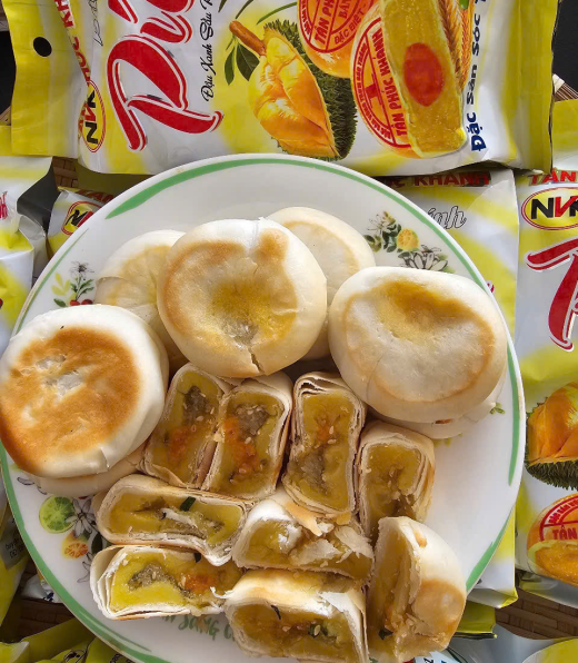 Bánh Pía Nhân Mỡ Hành Sầu Riêng Trứng Muối