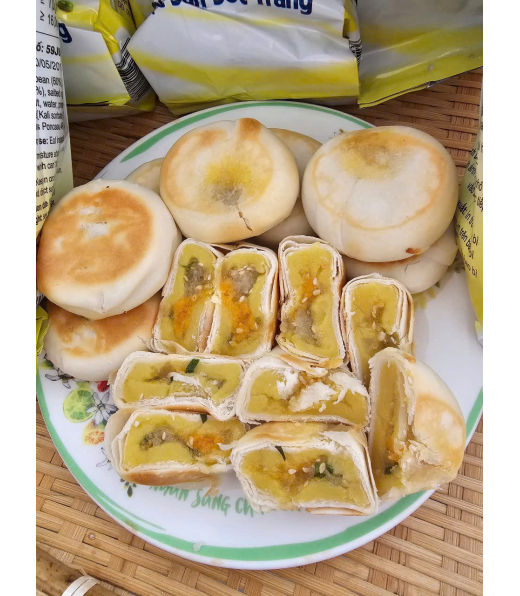 Bánh Pía Nhân Mỡ Hành Sầu Riêng Trứng Muối
